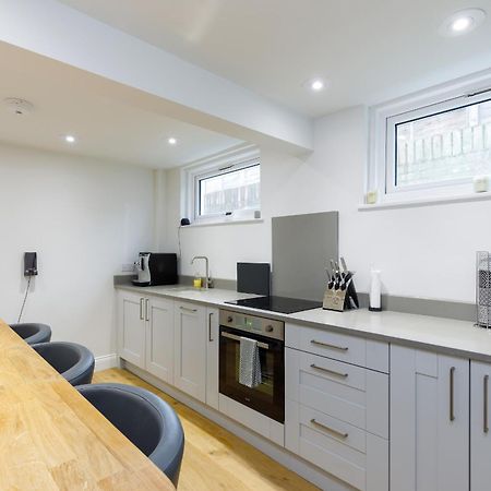 Spacious 2 Bedroom Apartment With Beautiful Garde Μπράιτον Εξωτερικό φωτογραφία