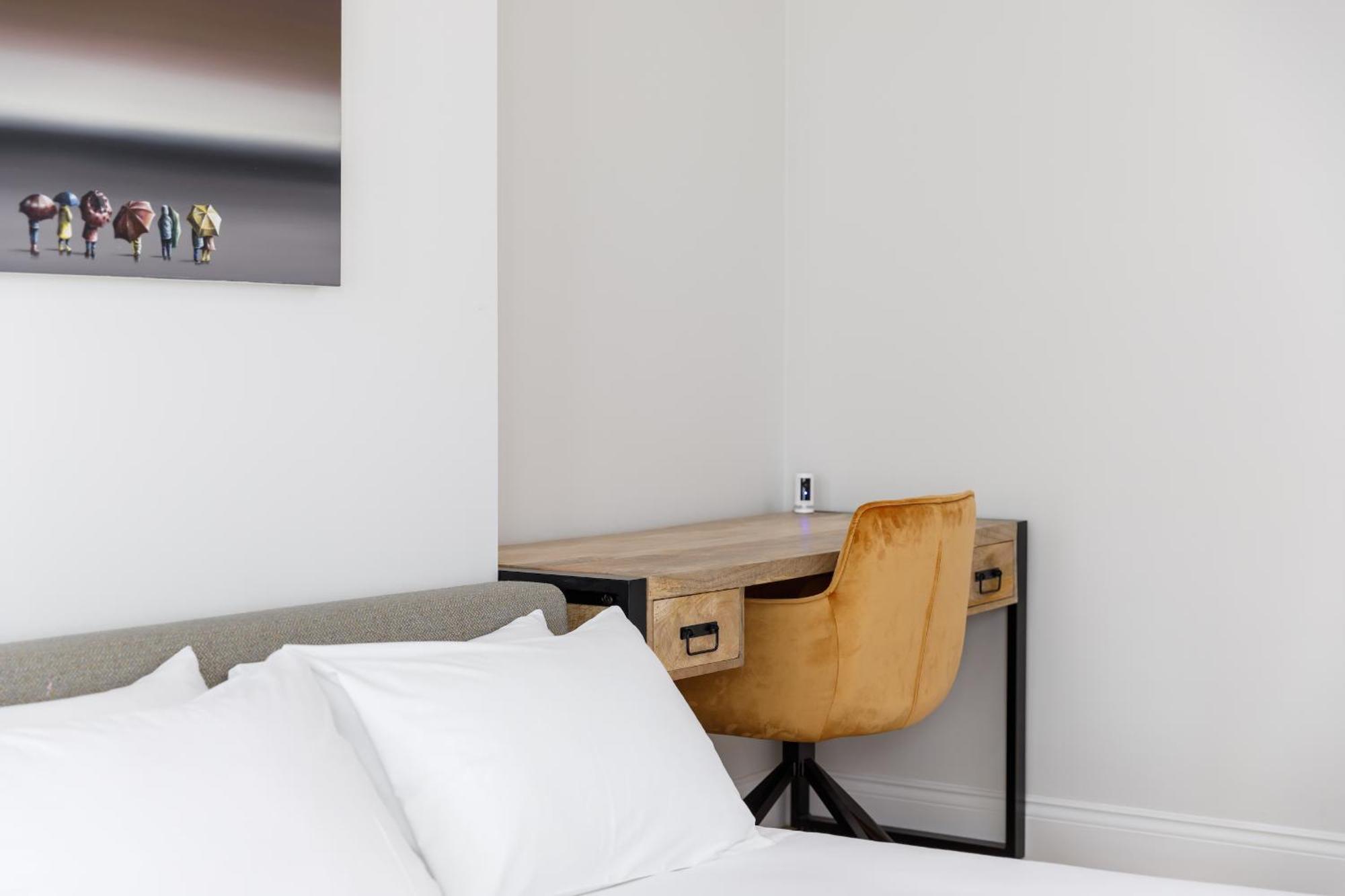 Spacious 2 Bedroom Apartment With Beautiful Garde Μπράιτον Εξωτερικό φωτογραφία